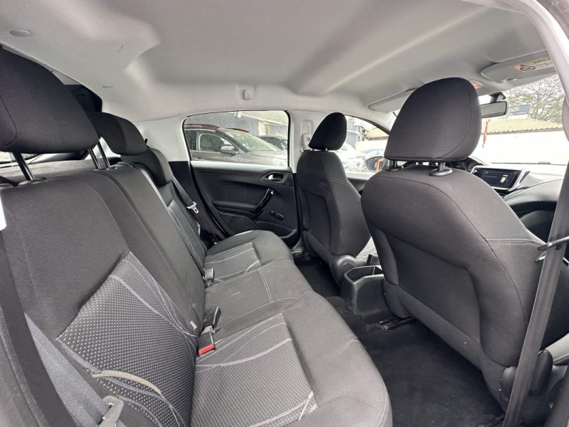 PEUGEOT 208 HDI 100CV S&S PREMIUM