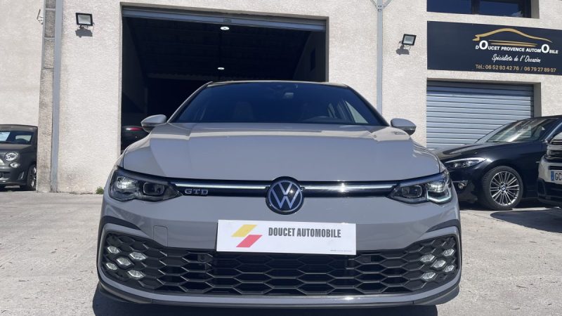 VOLKSWAGEN GOLF 2022