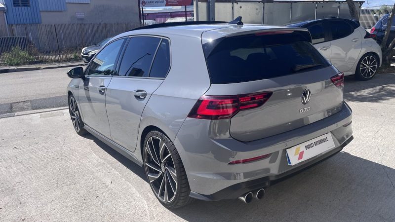 VOLKSWAGEN GOLF 2022