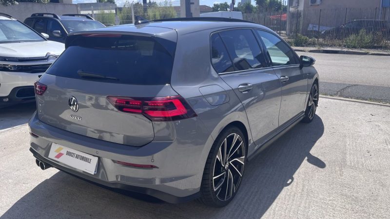 VOLKSWAGEN GOLF 2022