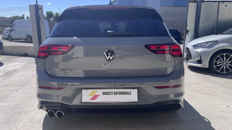 VOLKSWAGEN GOLF 2022