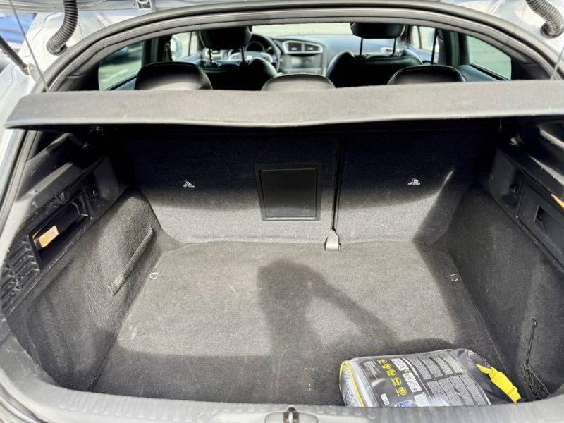 CITROEN DS4 2.0 HDi135 So Chic