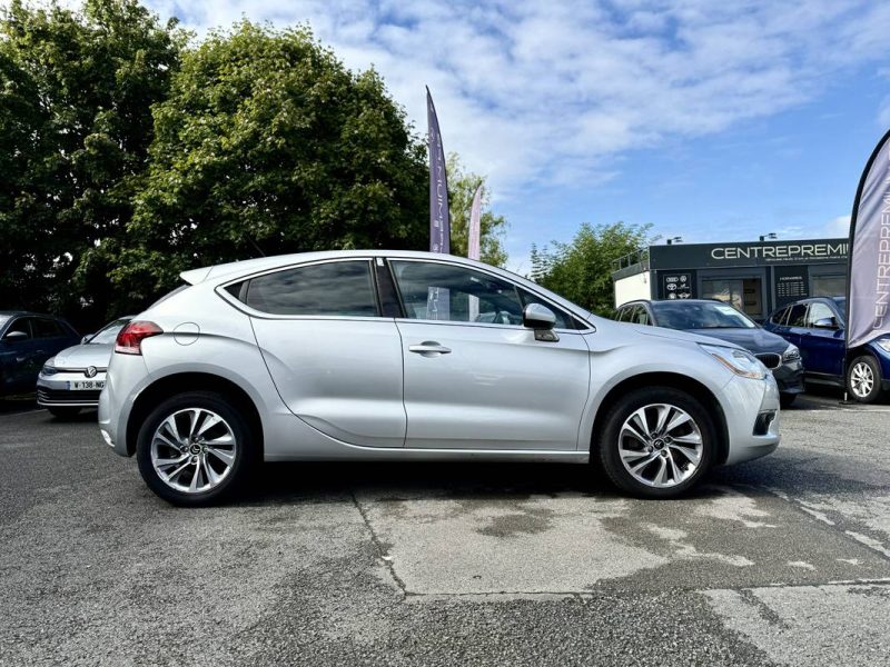 CITROEN DS4 2.0 HDi135 So Chic