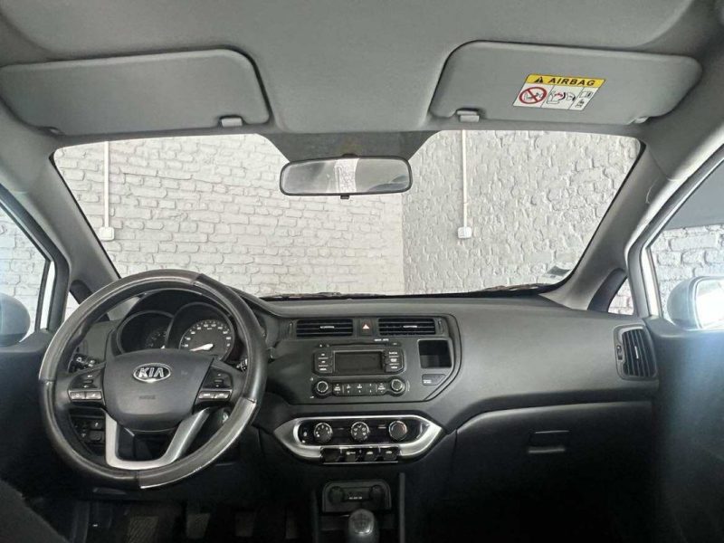 KIA RIO III 1.1 CRDI 75CH FAIBLE KILOMETRAGE 