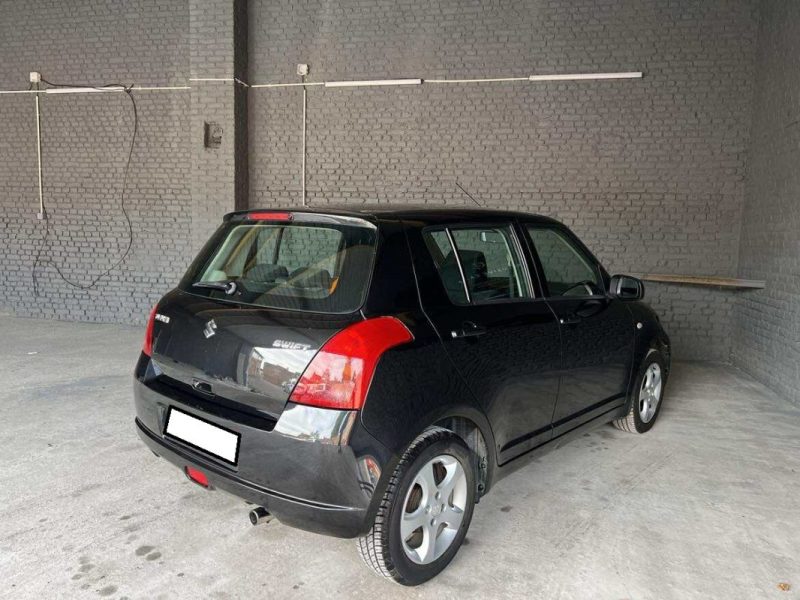 SUZUKI SWIFT 2006