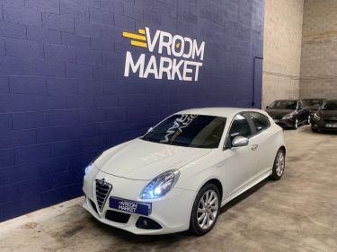 ALFA ROMEO GIULIETTA 1.4 Distinctive-Pack hiver-Cuir Alcantara 