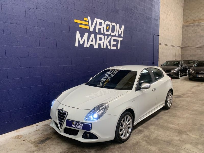 ALFA ROMEO GIULIETTA 1.4 Distinctive-Pack hiver-Cuir Alcantara 