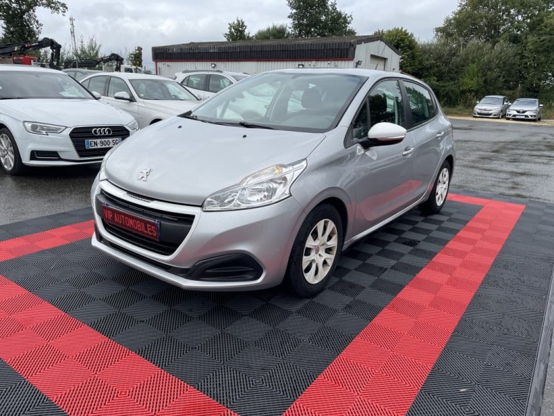 PEUGEOT 208 1.2 L 68ch Like 5p GARANTIE 3/12 MOIS