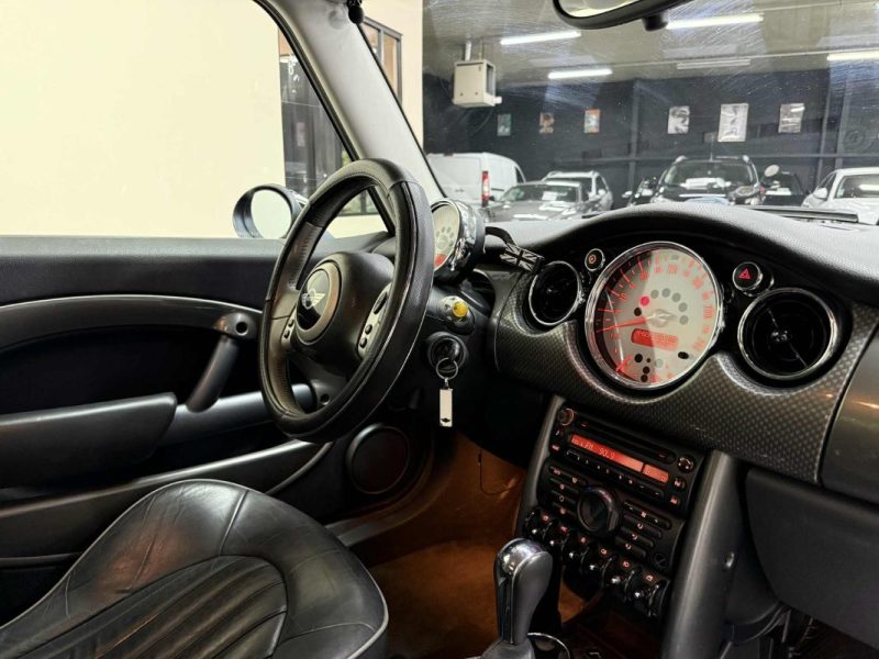 MINI MINI 2006
