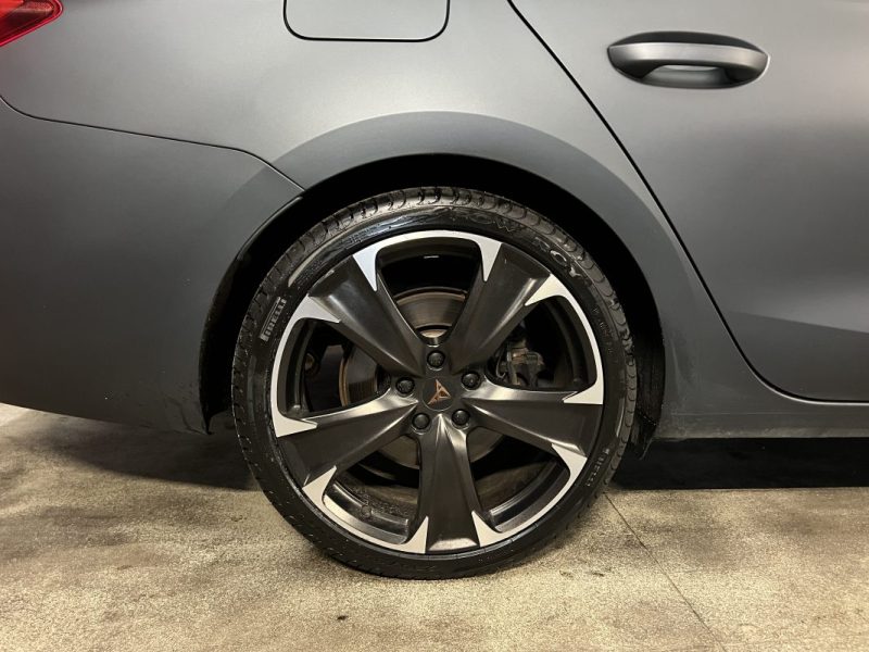 CUPRA LEON ST E-HYBRID 245CH - GRIS ENCELADE MAT 42500KM