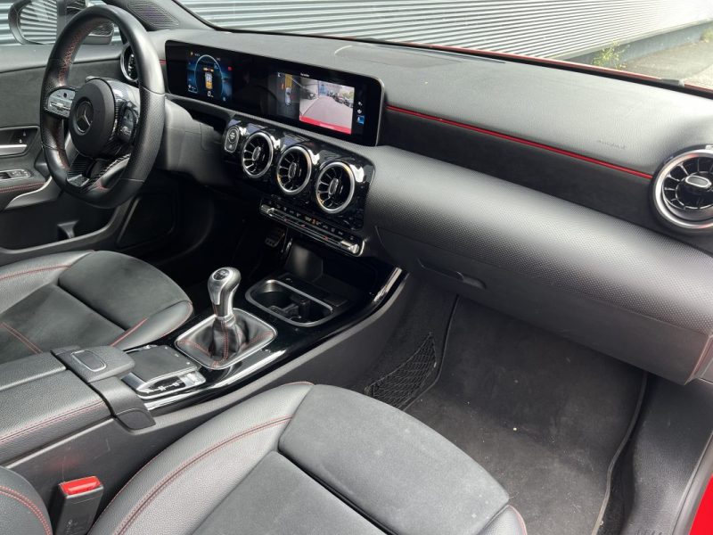 MERCEDES CLASSE 160 109ch AMG LINE