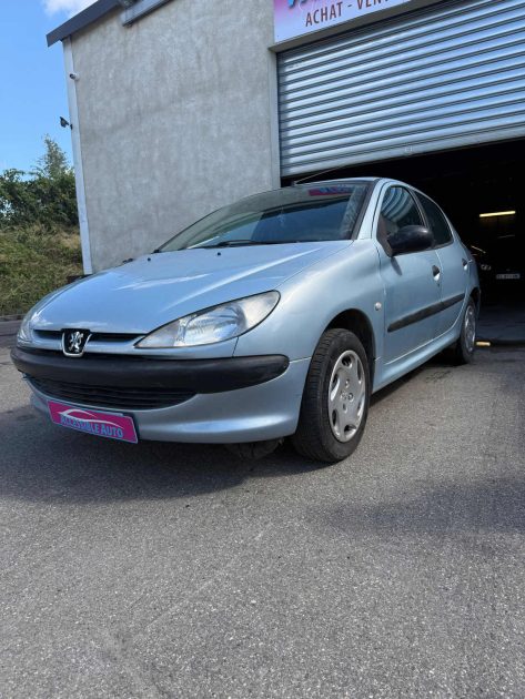 PEUGEOT 206 2001