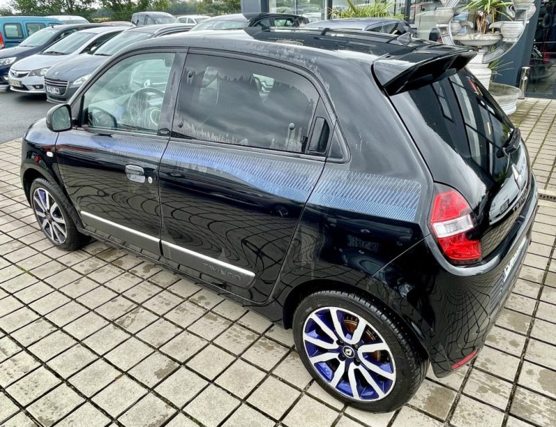 RENAULT TWINGO 2016.0.9 TCe 90ch COSMIC EDC