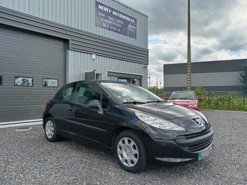 PEUGEOT 207 1.4 HDI 70 cv Urban 1ere Main suivi complet CT OK