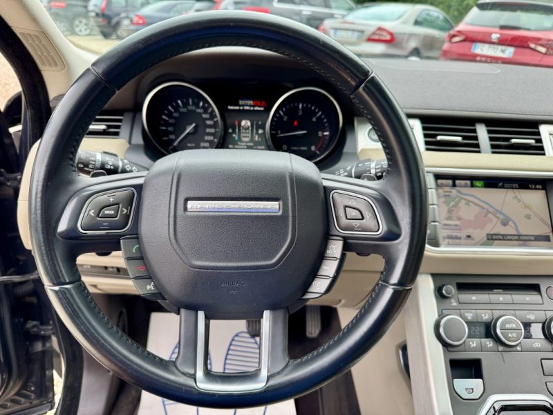 LAND ROVER RANGE ROVER EVOQUE 2.2 SD4 4WD 190 cv BVA TOIT PANORAMIQUE