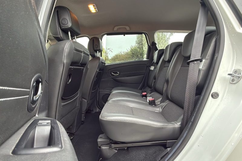 RENAULT GRAND SCENIC 1.5 dCi 110 Authentique 5 places BVM6