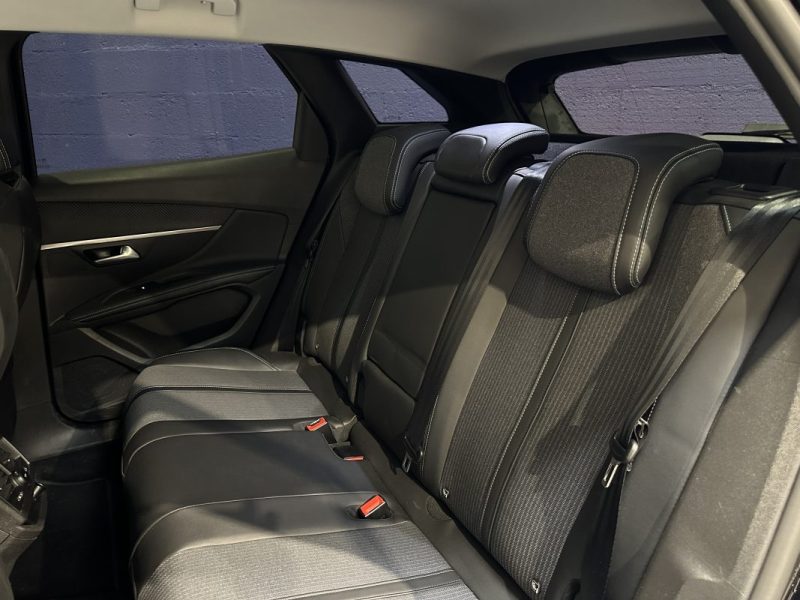 PEUGEOT 3008 1.5 BlueHDi 130ch S&S Allure EAT8