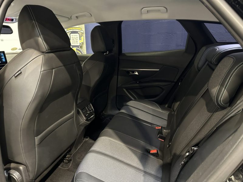 PEUGEOT 3008 1.5 BlueHDi 130ch S&S Allure EAT8