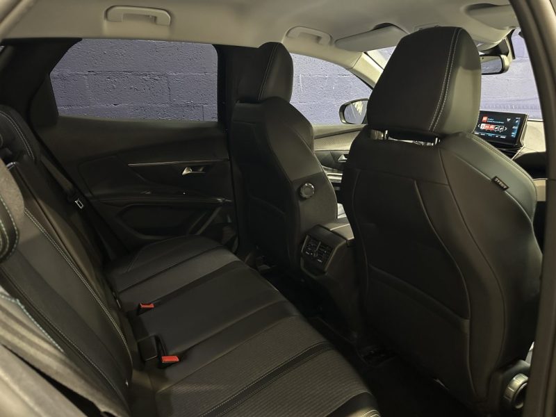 PEUGEOT 3008 1.5 BlueHDi 130ch S&S Allure EAT8