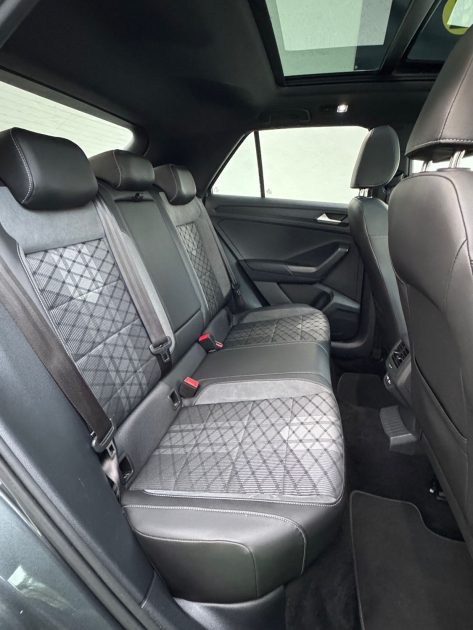 VOLKSWAGEN T-ROC 2024