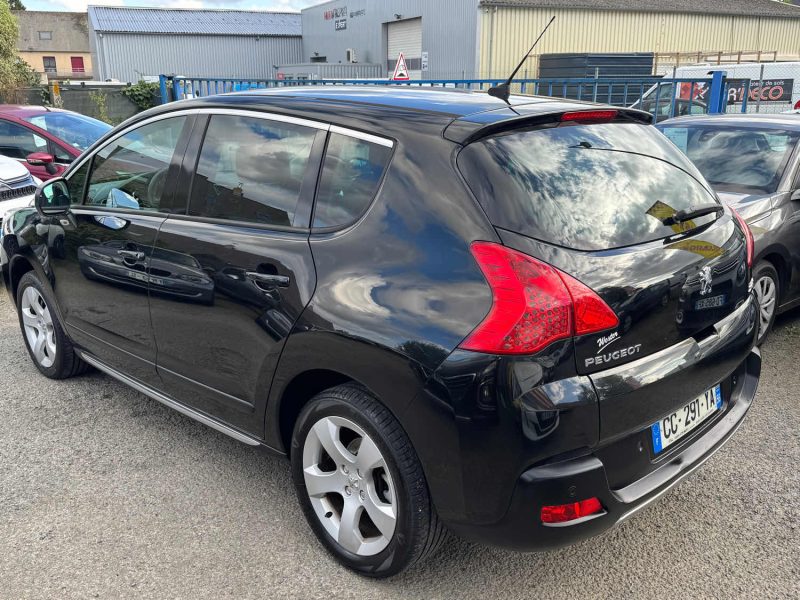 PEUGEOT 3008 1.6 HDi 112 Business Pac