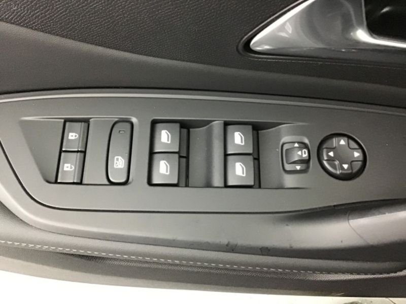 Peugeot 308 BlueHDi 130ch S&S EAT8 Allure