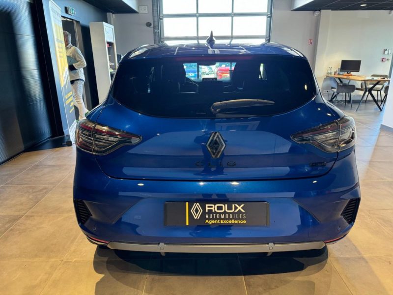 RENAULT  CLIO 2024