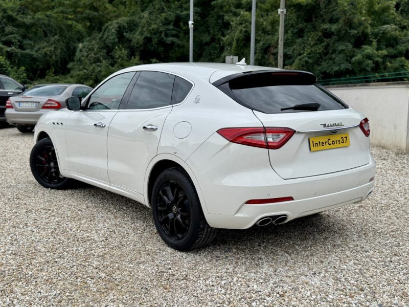 MASERATI LEVANTE 3.0 V6 275ch Diesel GranLusso 2