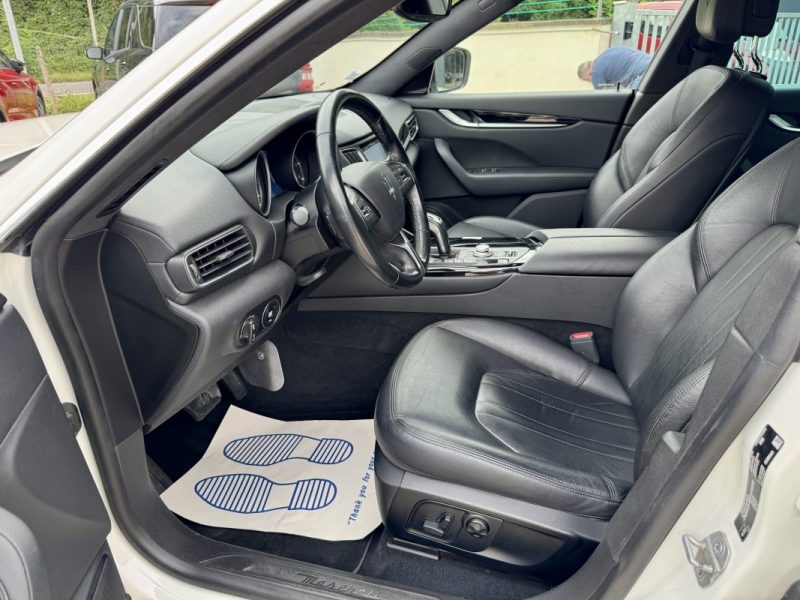 MASERATI LEVANTE 3.0 V6 275ch Diesel GranLusso 2