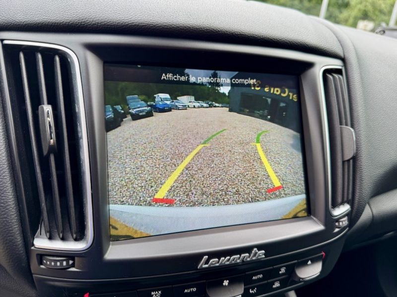 MASERATI LEVANTE 3.0 V6 275ch Diesel GranLusso 2