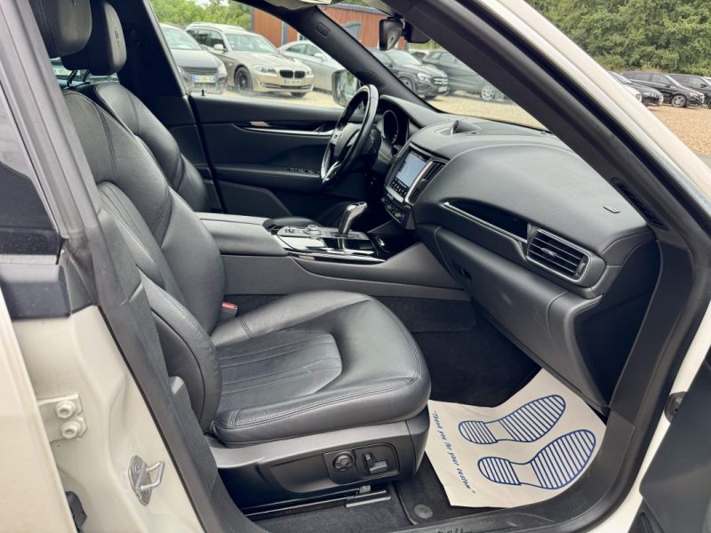 MASERATI LEVANTE 3.0 V6 275ch Diesel GranLusso 2