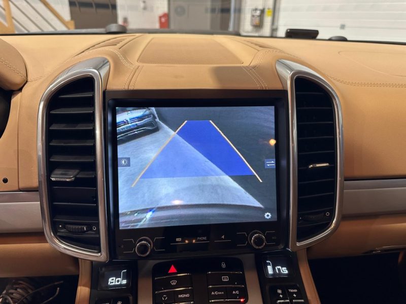 PORSCHE CAYENNE S Hybrid 3.0 V6 380CH / SUIVI COMPLET
