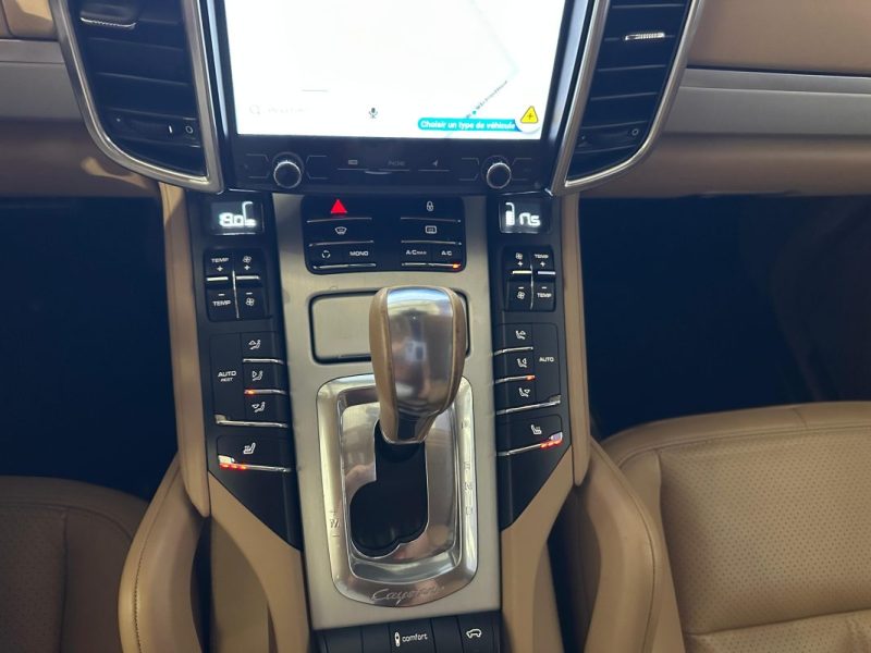 PORSCHE CAYENNE S Hybrid 3.0 V6 380CH / SUIVI COMPLET