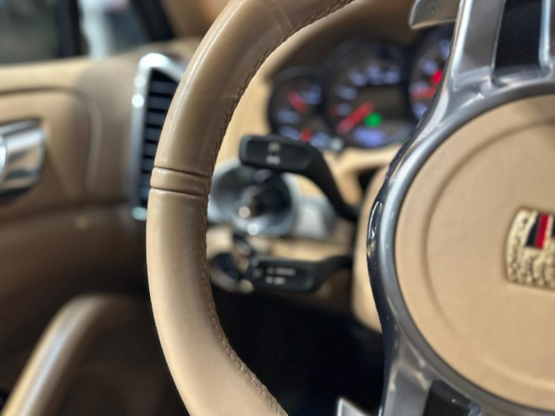 PORSCHE CAYENNE S Hybrid 3.0 V6 380CH / SUIVI COMPLET