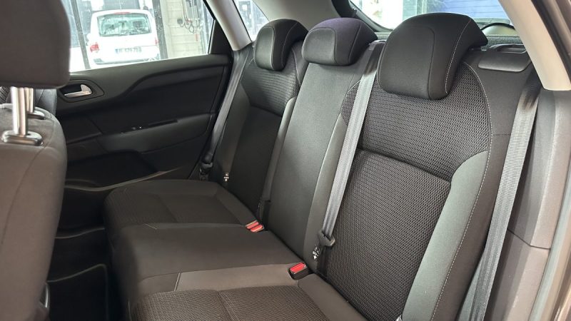 Citroën C4 1.2 110ch Millenium - Distribution faite