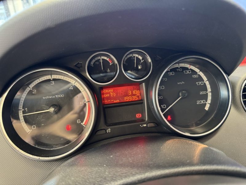 PEUGEOT 308 1.6 HDI 92CH