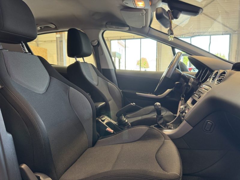 PEUGEOT 308 1.6 HDI 92CH