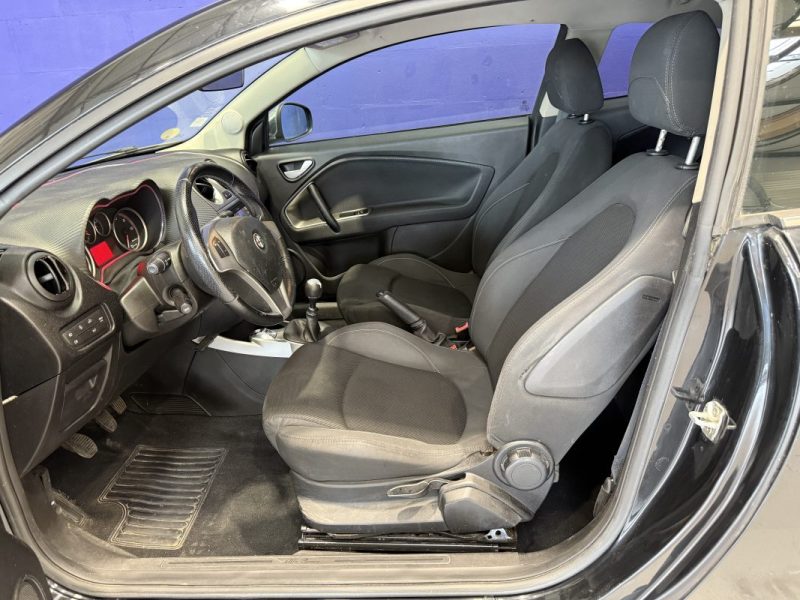 ALFA ROMEO MITO 2011