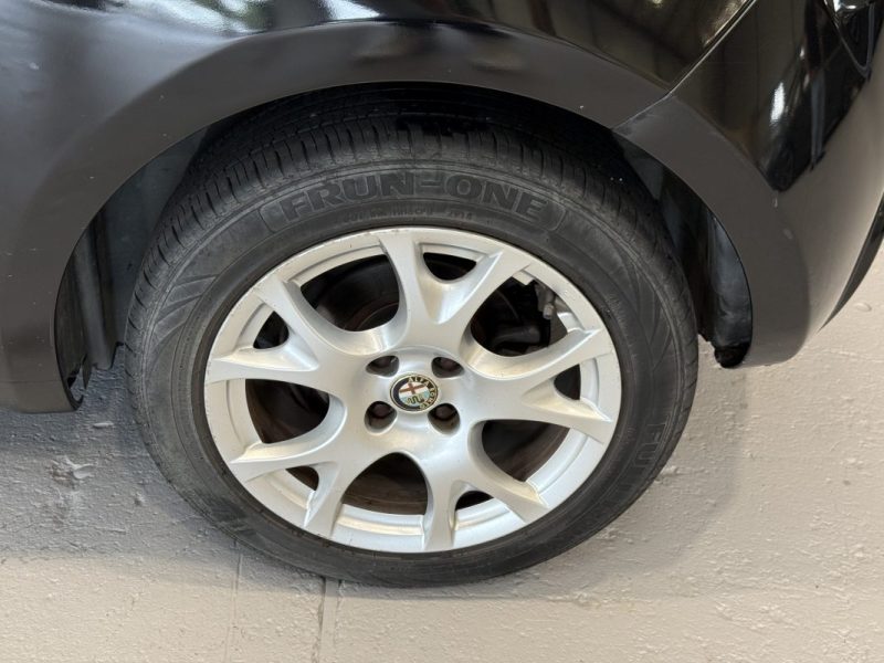 ALFA ROMEO MITO 2011