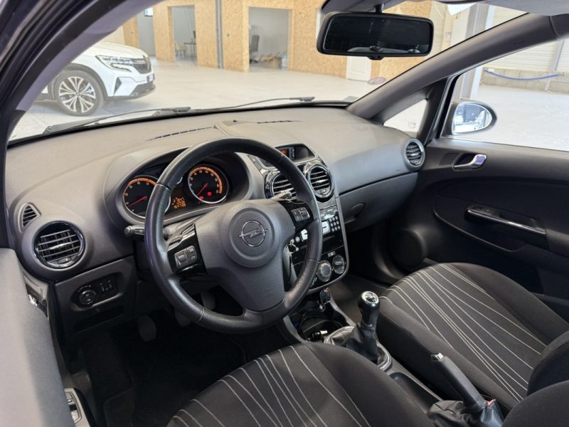 OPEL CORSA 2010