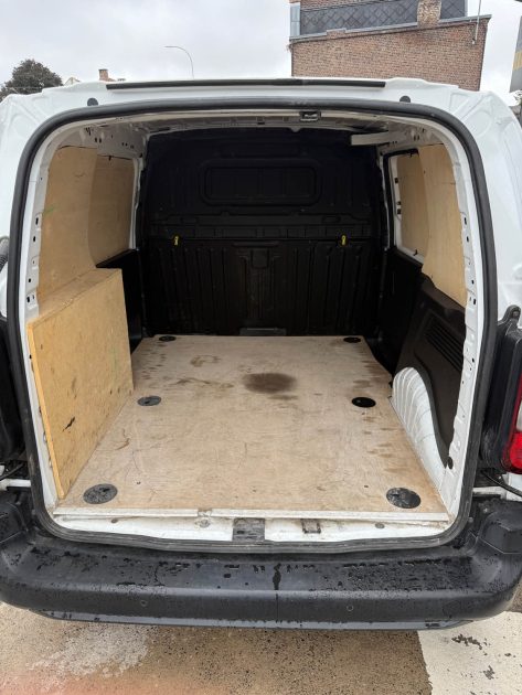 PEUGEOT PARTNER 2020