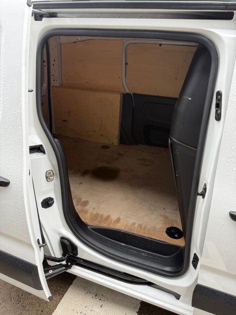 PEUGEOT PARTNER 2020