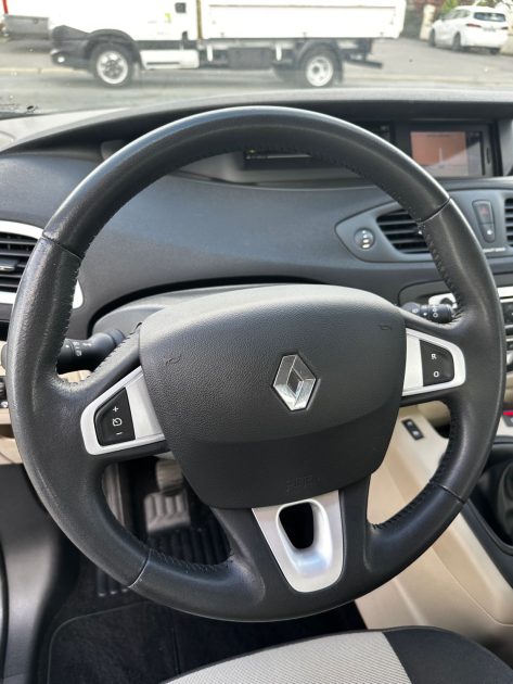 RENAULT SCENIC TCE 115 essence Climatisation FAIBLE KILOMETRE