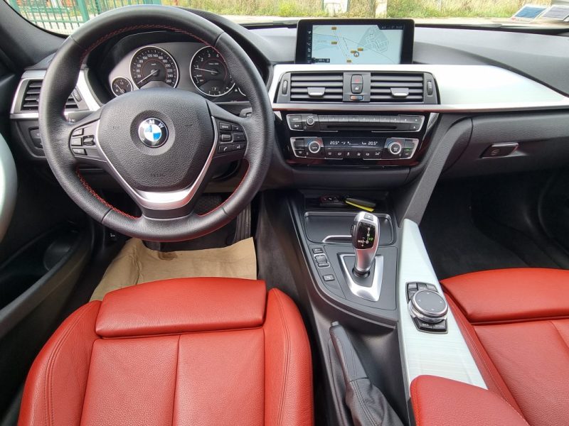 BMW Serie 3 330i Touring SportLine xDrive 252ch BVA8