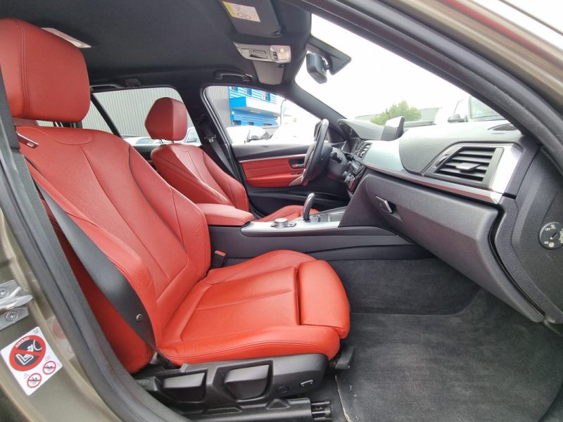 BMW Serie 3 330i Touring SportLine xDrive 252ch BVA8