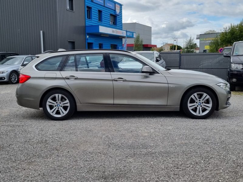BMW Serie 3 330i Touring SportLine xDrive 252ch BVA8