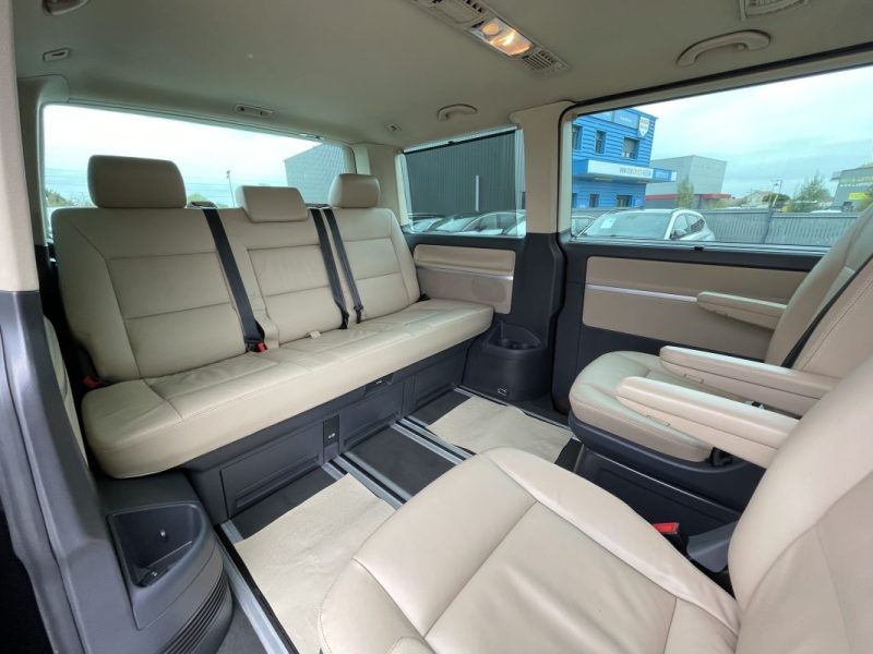 Volkswagen Multivan T5 2.0 TDI 180 ch HighLine DSG 4Motion