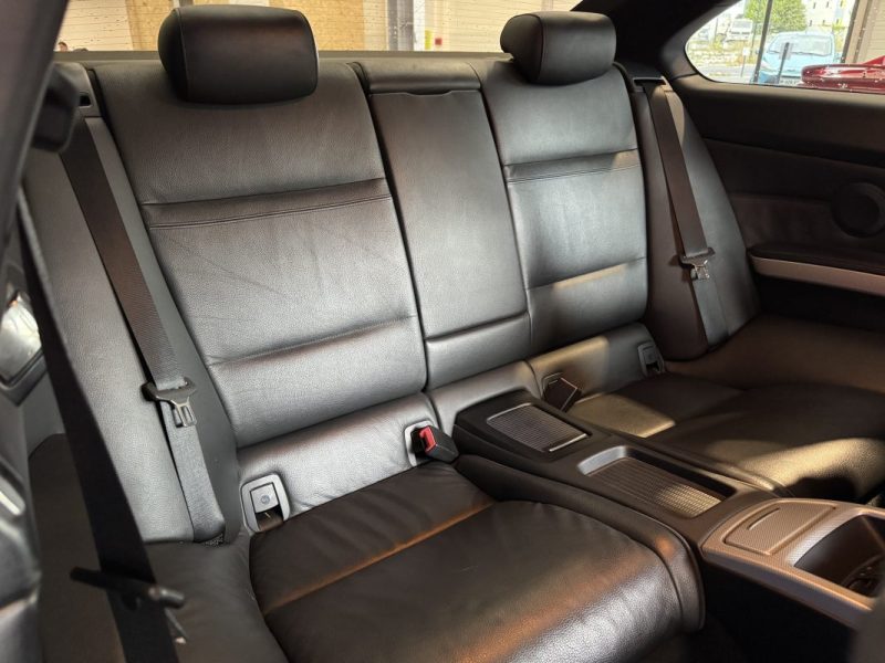 BMW 325d e92 Coupé 197ch Pack M