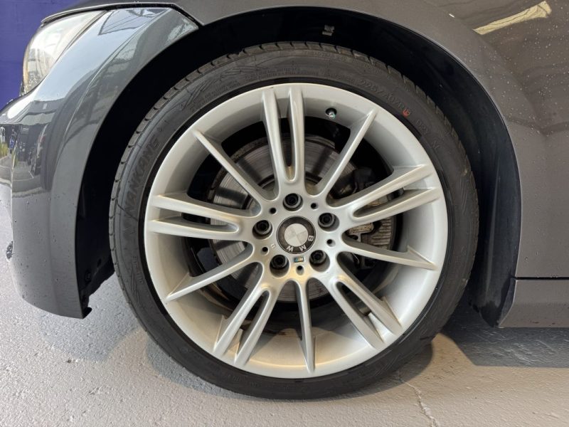 BMW 325d e92 Coupé 197ch Pack M