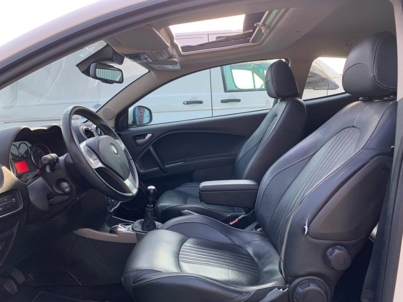 ALFA ROMEO MITO 2009